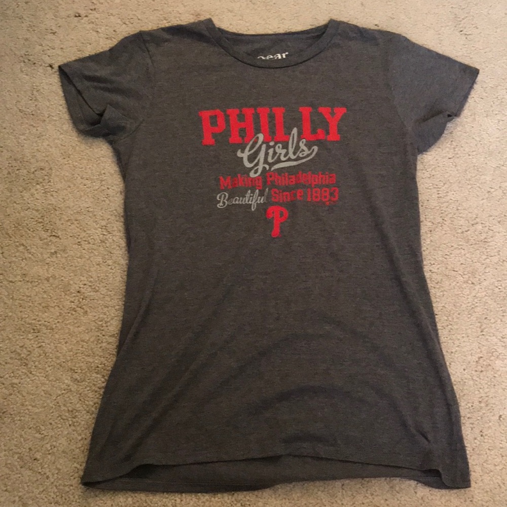 Phillies gray shirt